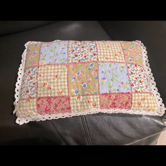 Vintage bed cushion or loveseat cushion - Picture 1 of 5